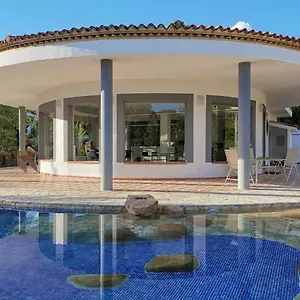 Casa Orilla El Villa