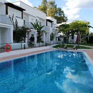 Thegood Brillante Piscina Y Parking Incluido Cordoue